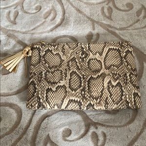 Wristlet